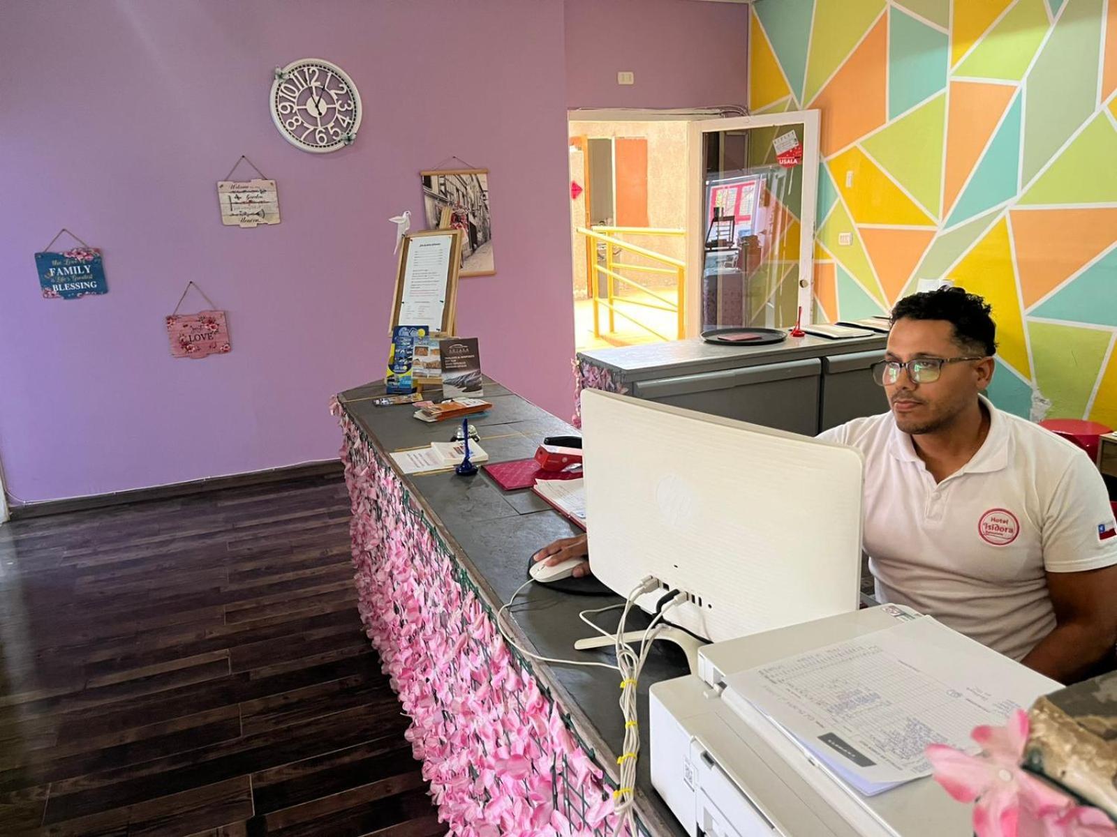 Hotel Y Restaurant Isidora Arica Ngoại thất bức ảnh